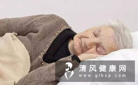 老年人失眠怎么办 吃什么可以改善失眠